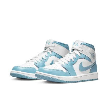 (WMNS) Air jtthhordan 1 Mid 'University Blue 2022' BQ6472-141
