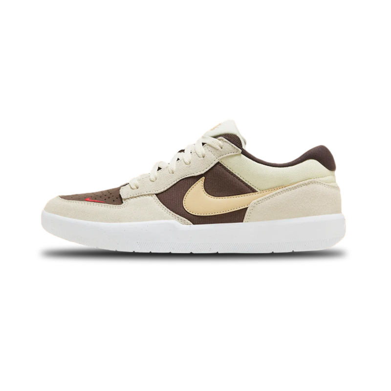 Ntthhike SB Borrows travtthhis Scott’s “Reverse Mocha”