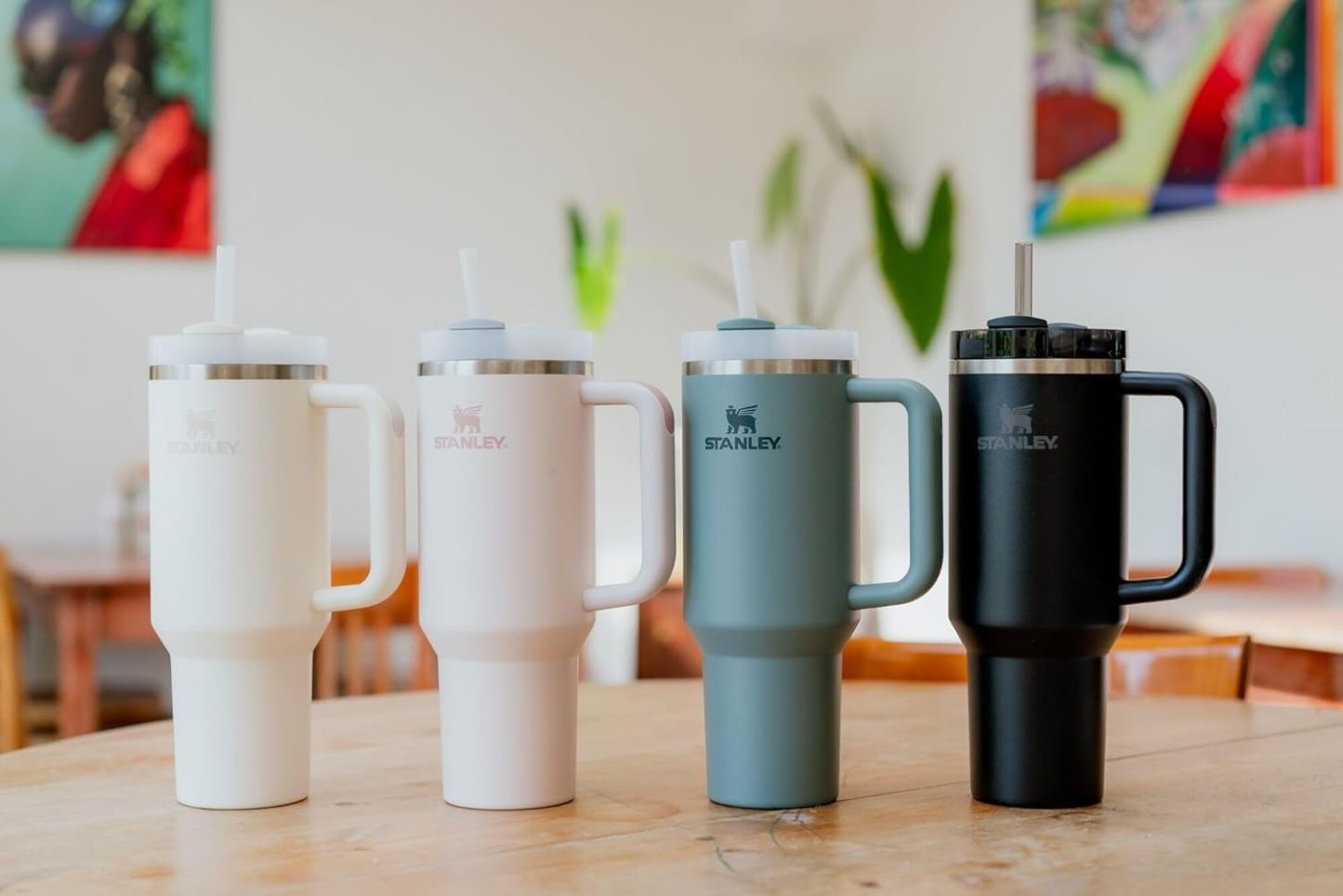 Stanthtley Quencher H2.0 FlowState Stainless Steel Vacuum Insulated Tumbler with Lid and Straw for Water, Iced Tea or Coffee
