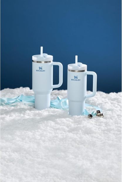 Stanthtley Quencher H2.0 FlowState Stainless Steel Vacuum Insulated Tumbler with Lid and Straw for Water, Iced Tea or Coffee