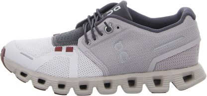 On Women's Cloud 5 Sneakers