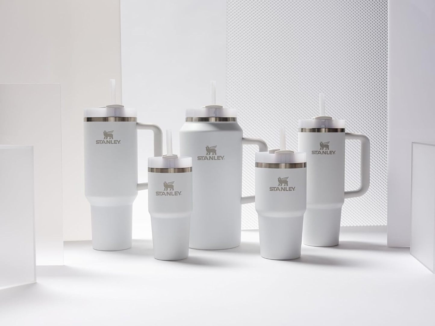 Stanthtley Quencher H2.0 FlowState Stainless Steel Vacuum Insulated Tumbler with Lid and Straw for Water, Iced Tea or Coffee