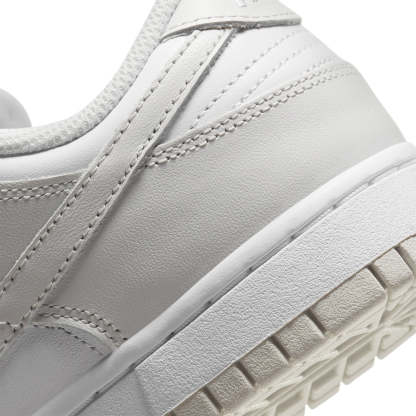 Dunk Low Retro 'Photon Dust'
