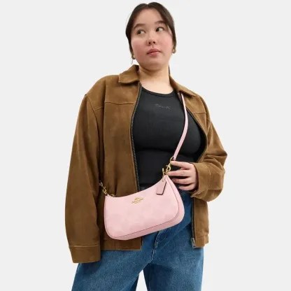 COACH Teri Shoulder Bag In Signature Canvas Powder Pink