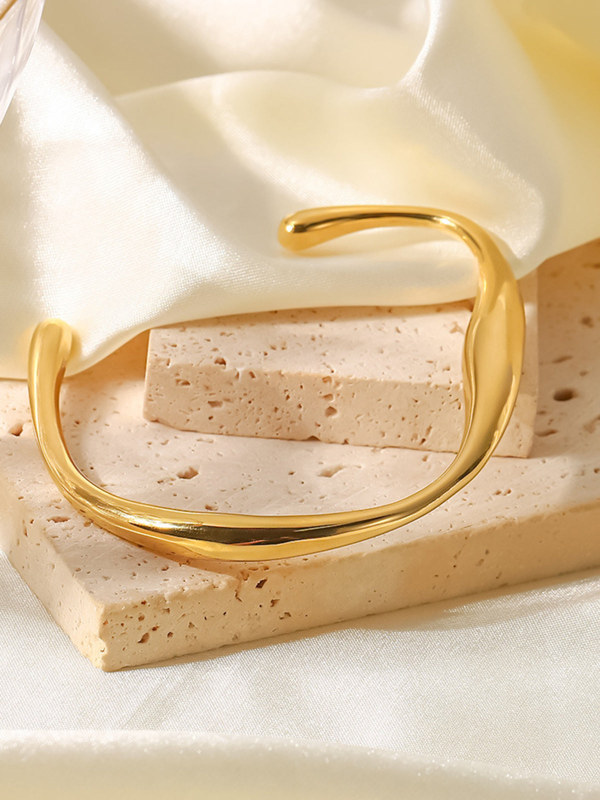 Mobius Bracelet-Chicvia