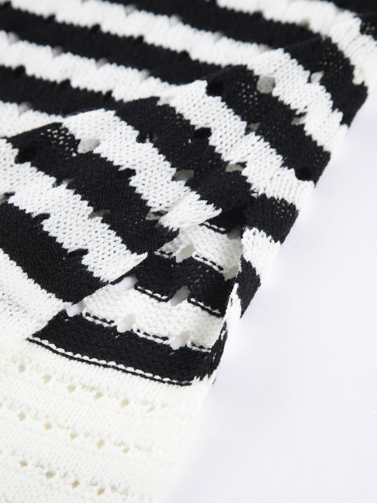 Oversized Seawave Stripe Sweater-Chicvia