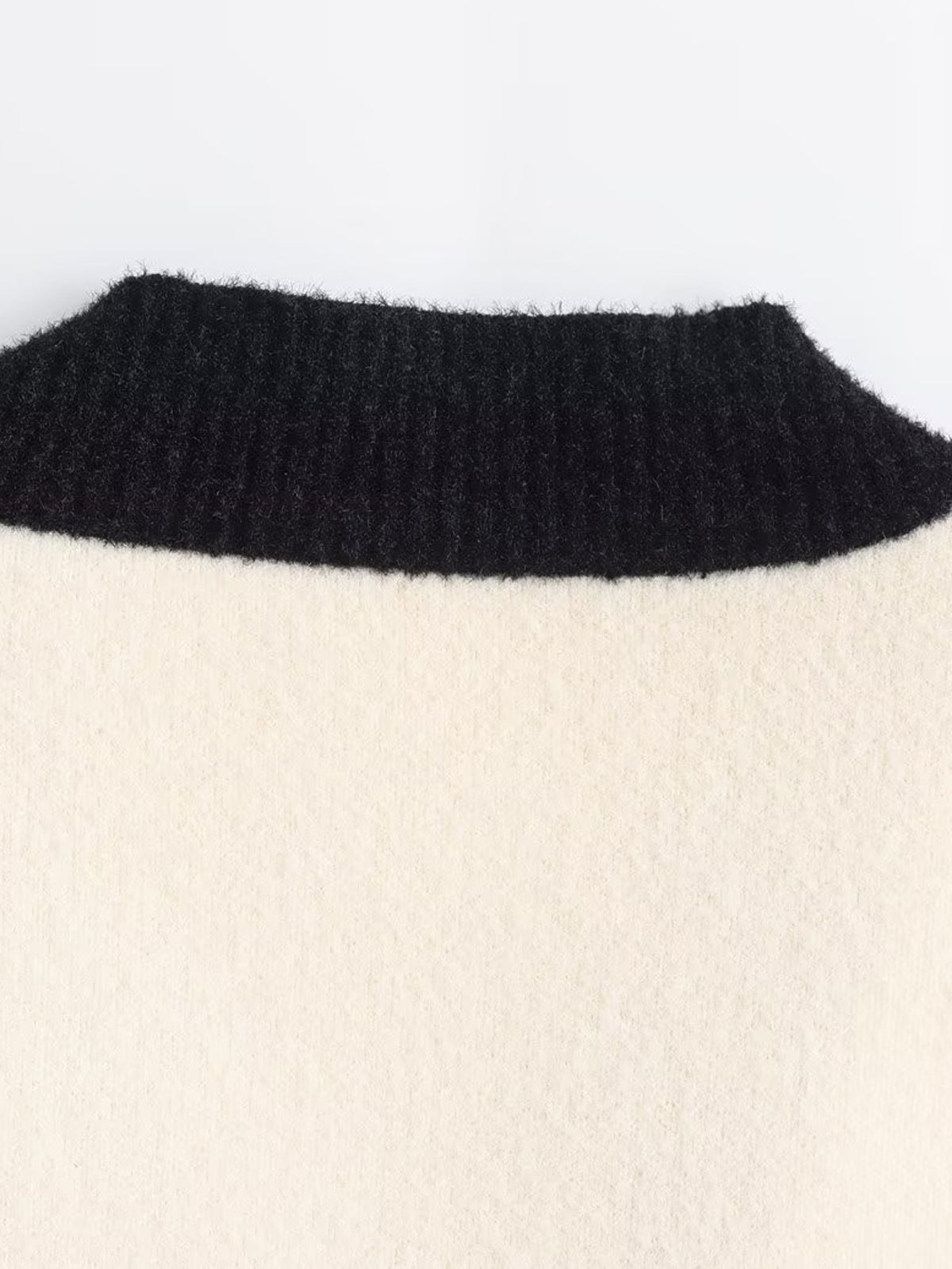 Into You Contrast Trim Sweater Vest-Chicvia