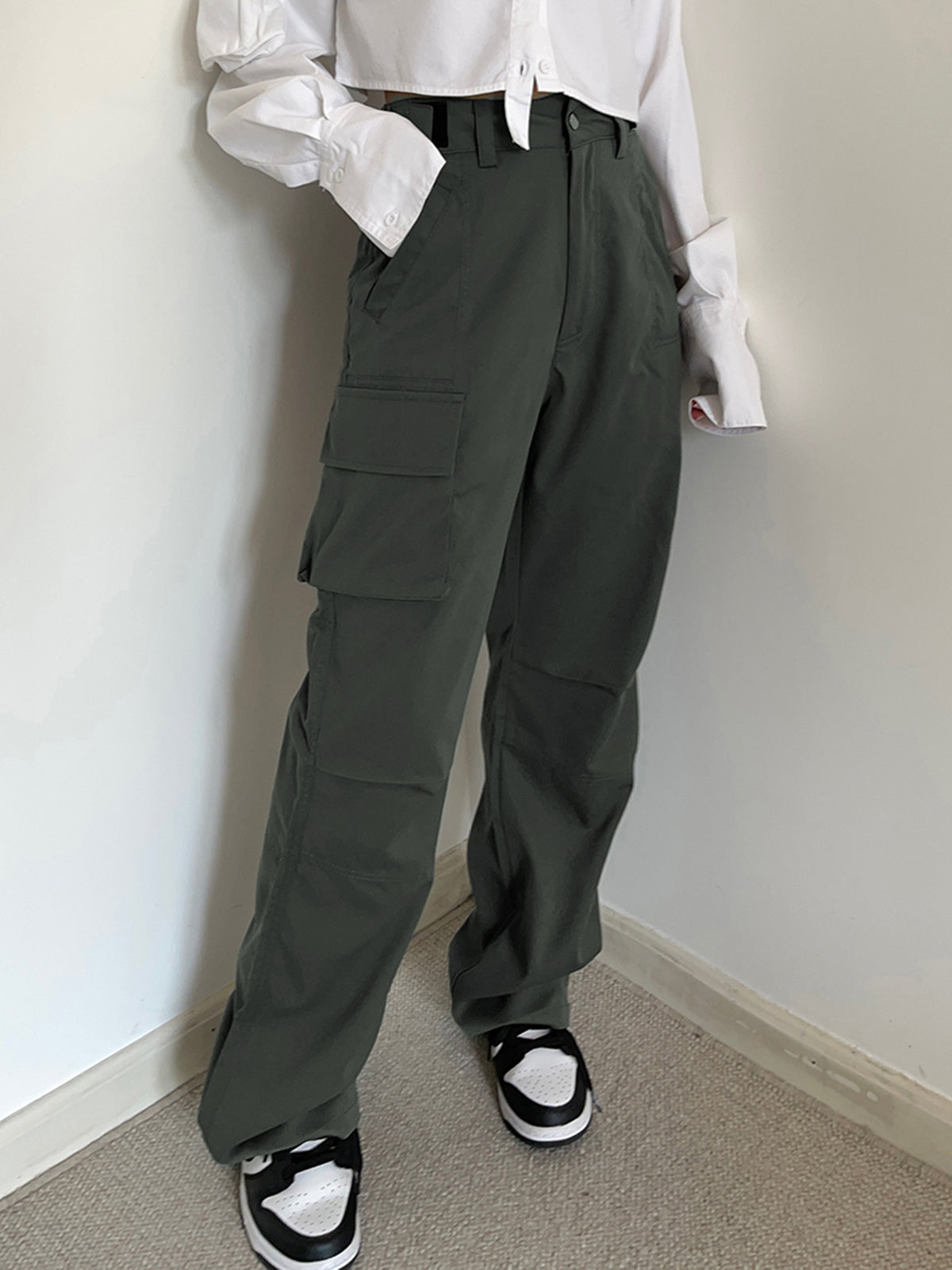 Everyday Double Pockets Cargo Parachute Pants-Chicvia