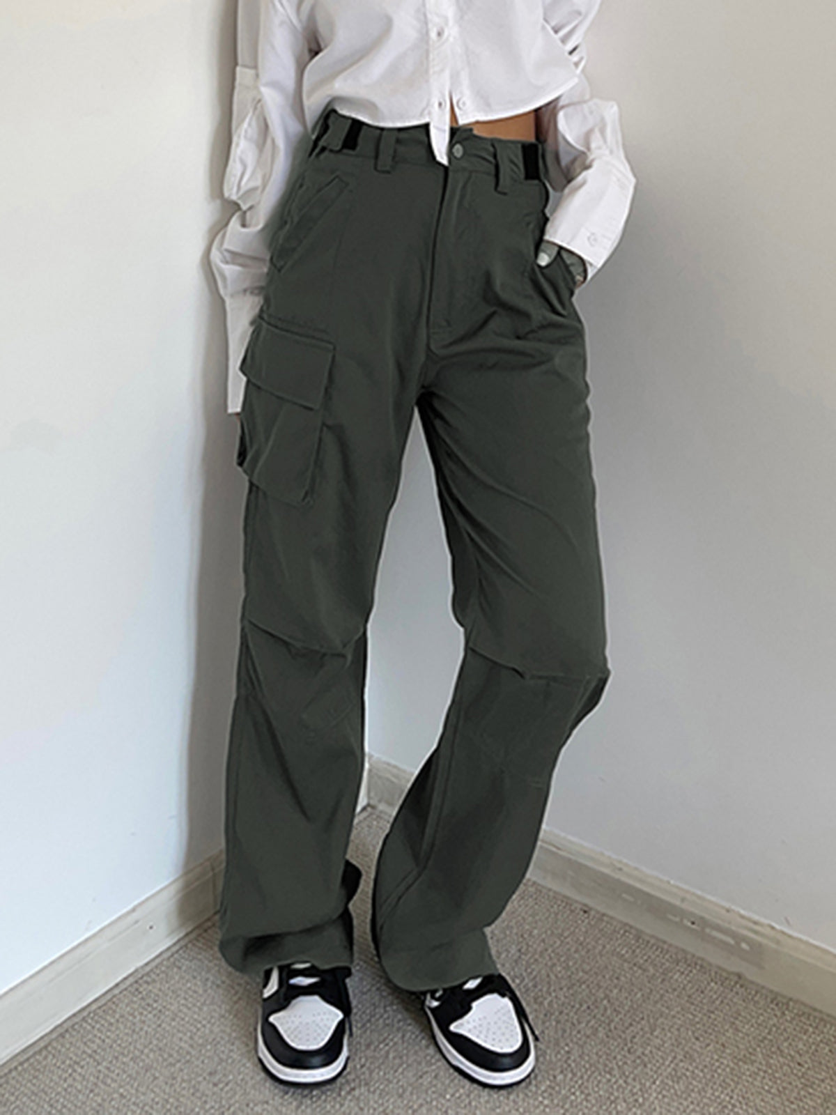 Everyday Double Pockets Cargo Parachute Pants-Chicvia