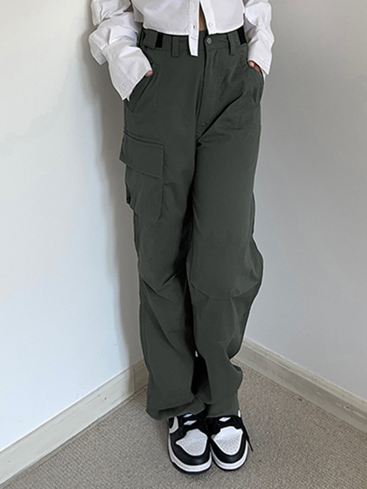 Everyday Double Pockets Cargo Parachute Pants-Chicvia