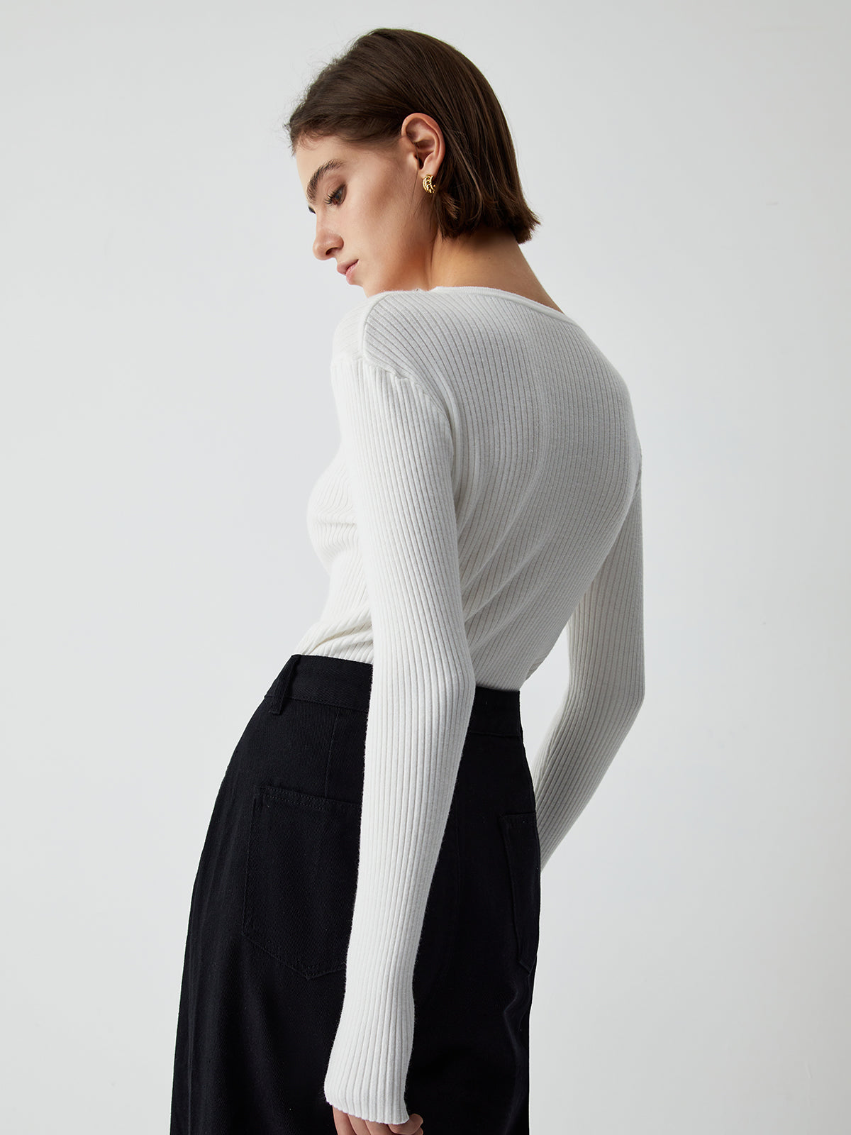 Effortless Keyhole Long Sleeve Knit Top-Chicvia