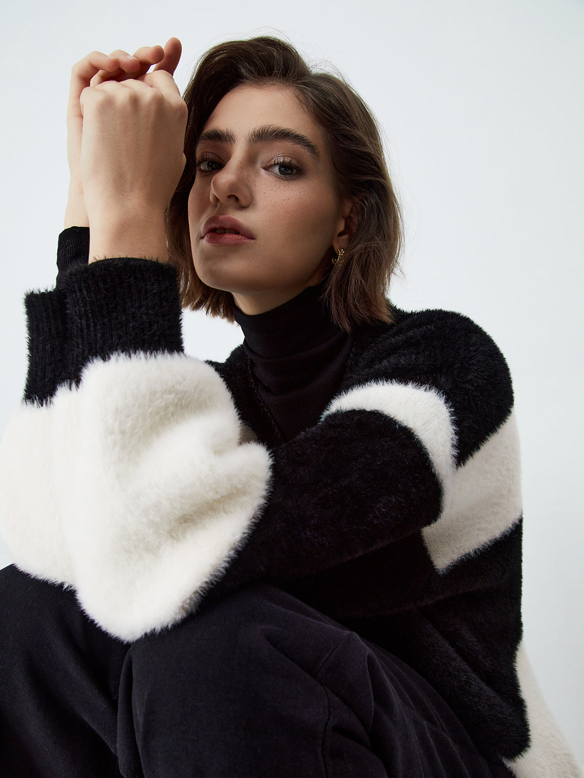 First Choice Stripe Fuzzy Cardigan-Chicvia