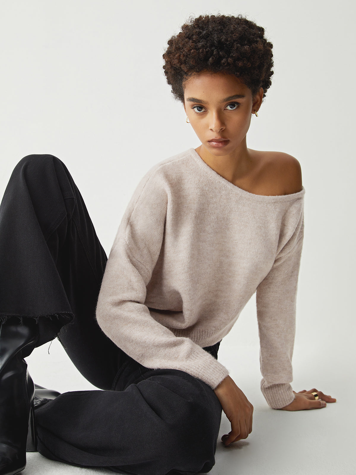 Oatmeal Oblique Hem Sweater-Chicvia