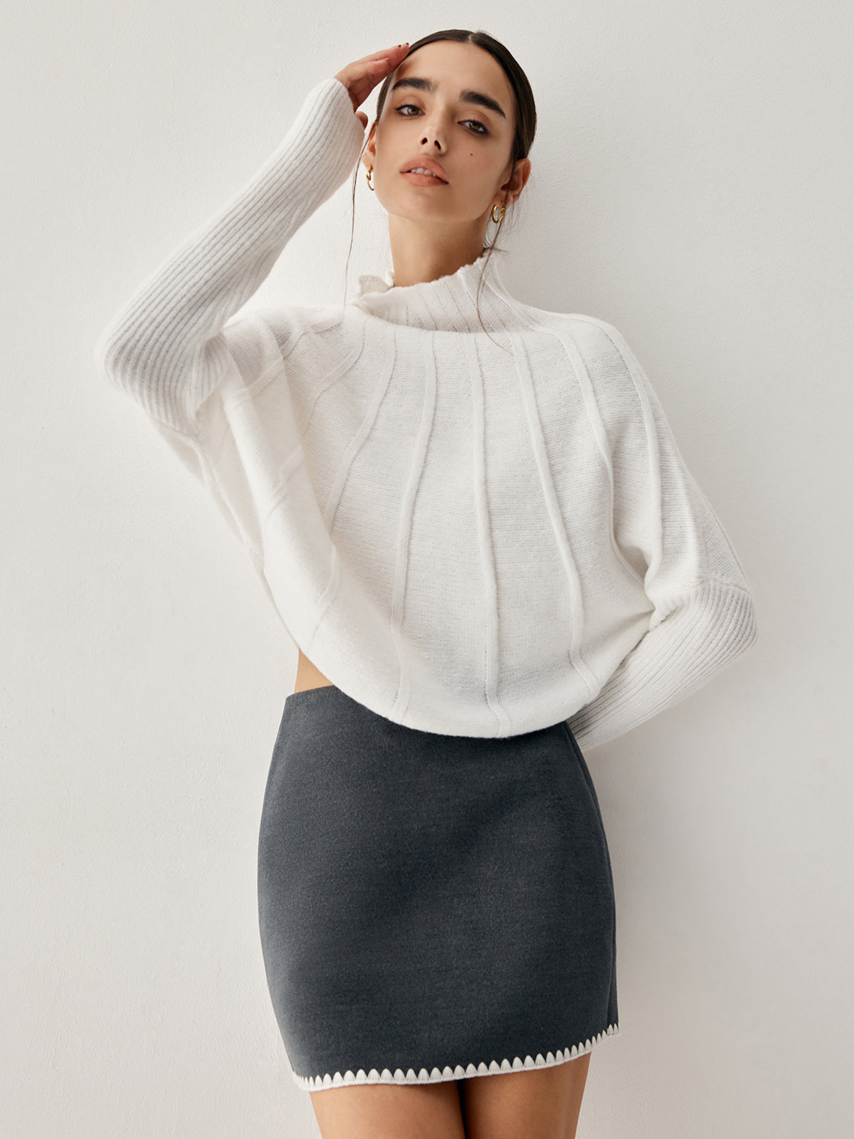 Piping Mock Neck Long Sleeve Knit Top-Chicvia