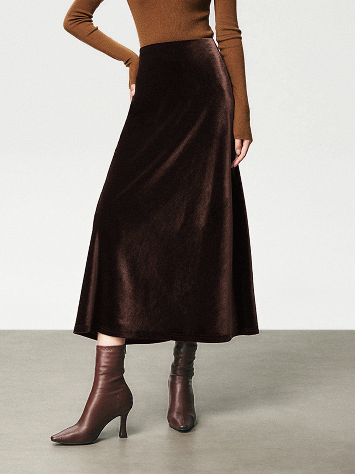 High Waist Velvet Maxi Skirt-Chicvia