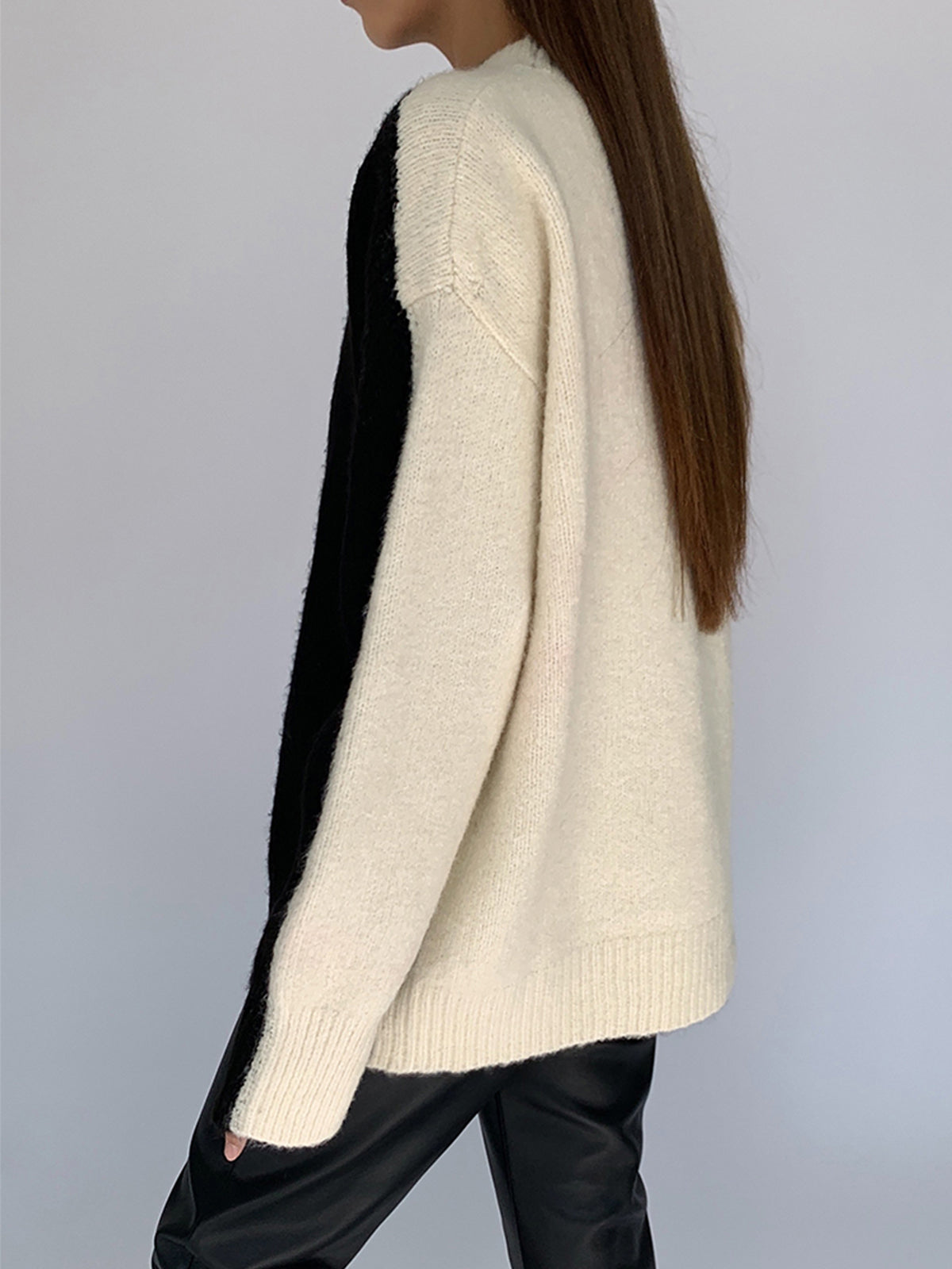 Casual Contrast Color Knit Sweater-Chicvia