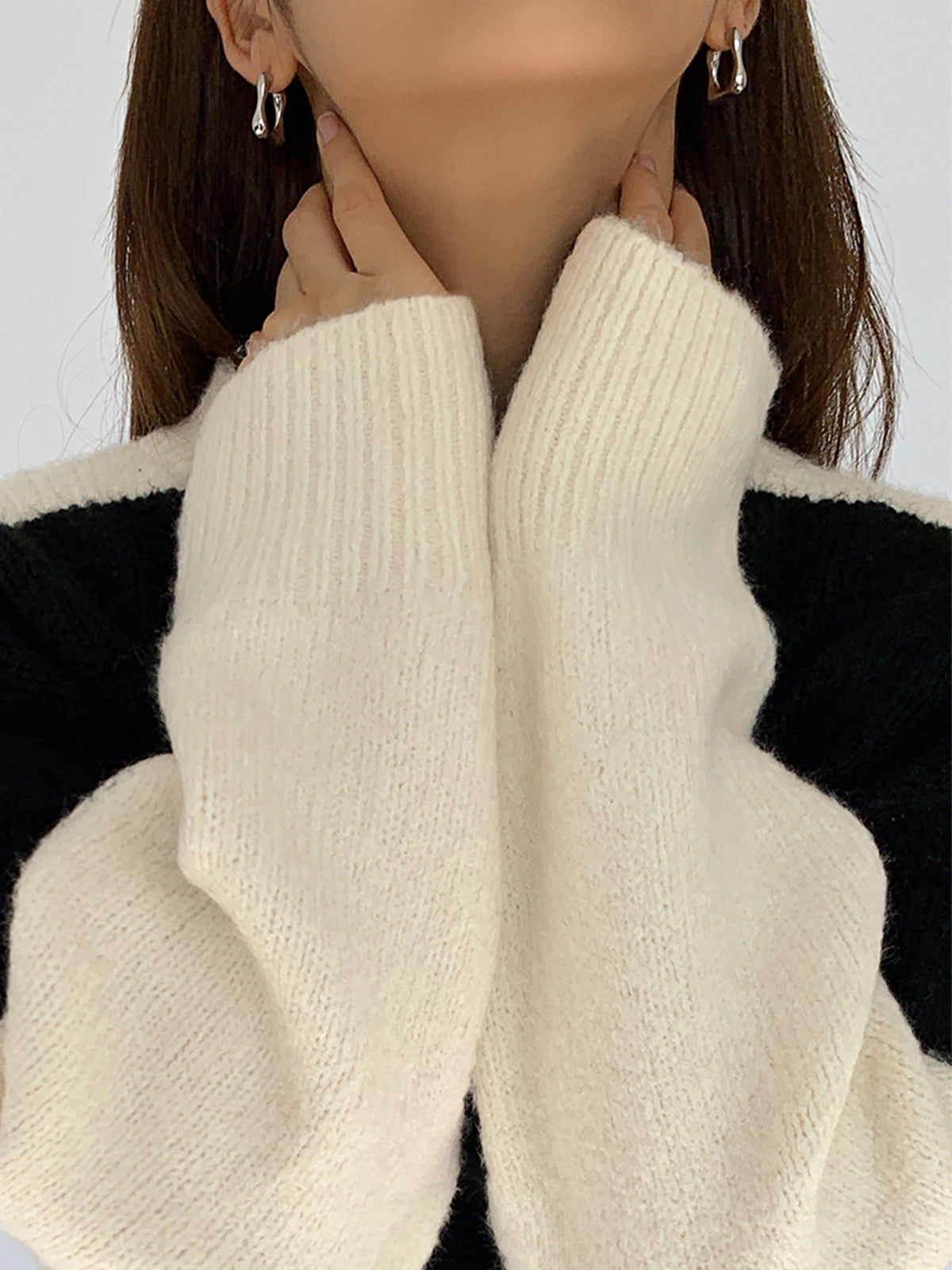 Casual Contrast Color Knit Sweater-Chicvia
