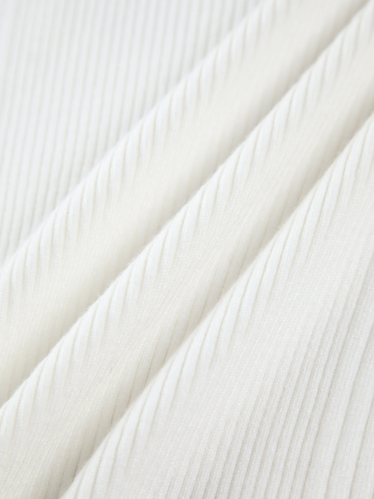 Cutout Split Beads Detail Ribbed Knit Top-Chicvia