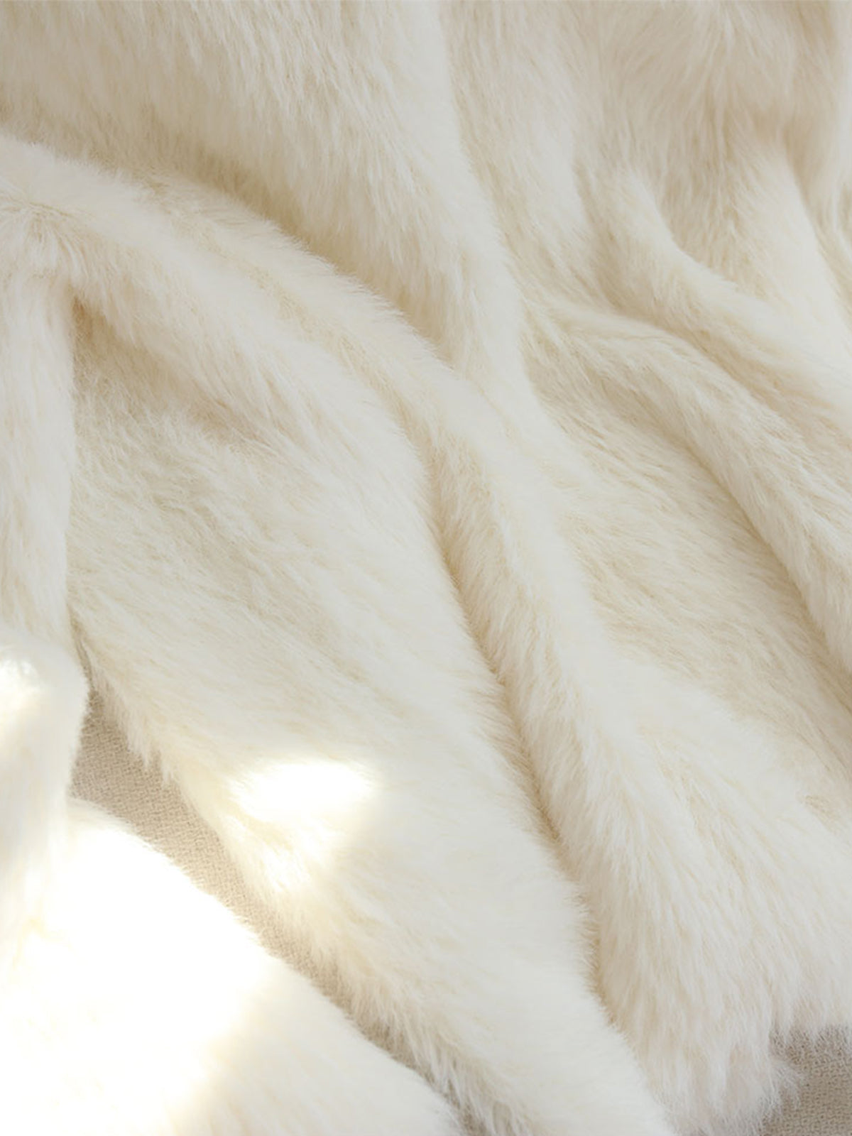 Oversized Fuzzy V-neck Sweater-Chicvia