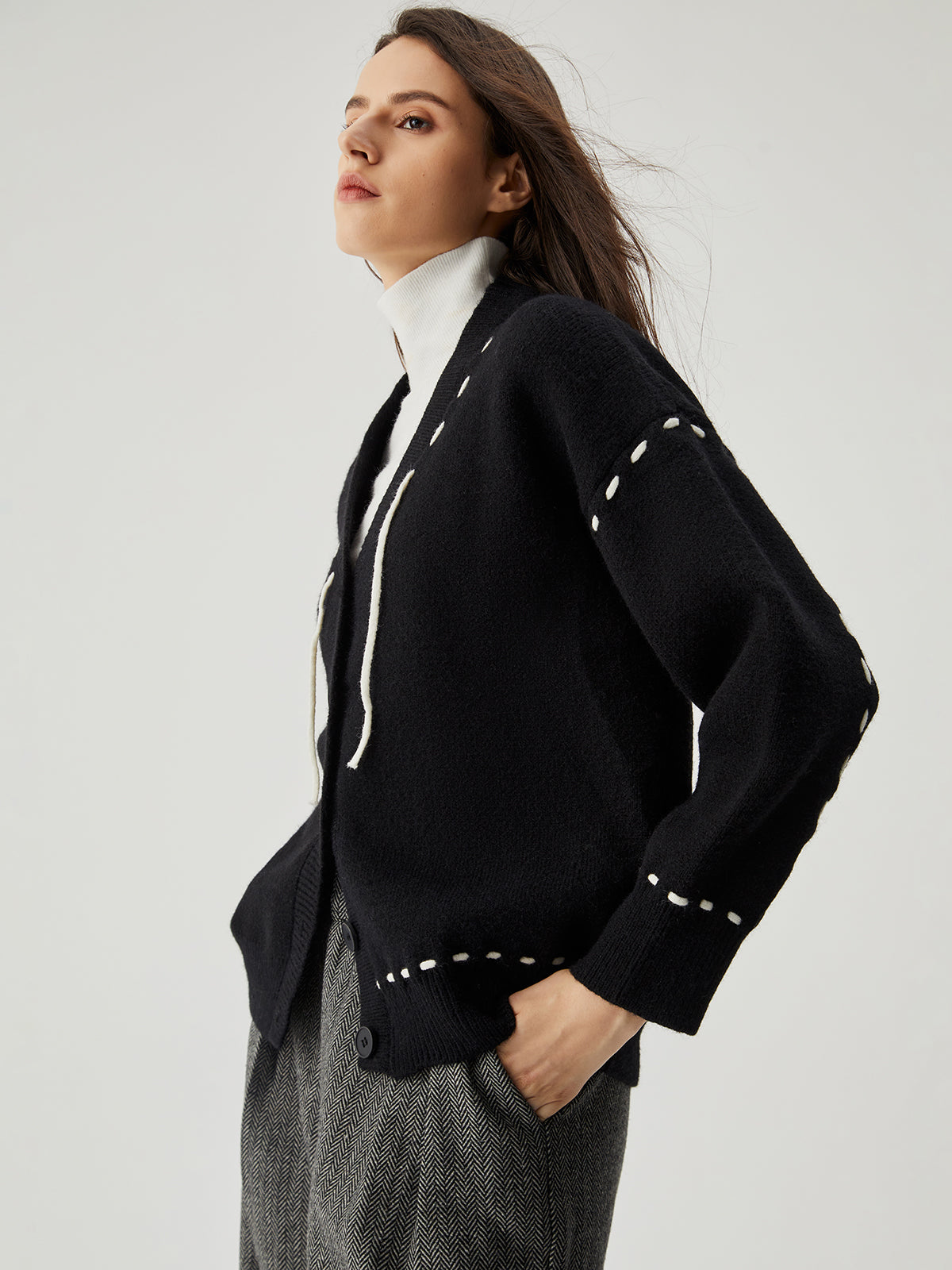 Knit Contrast Trim Button Down Cardigan-Chicvia