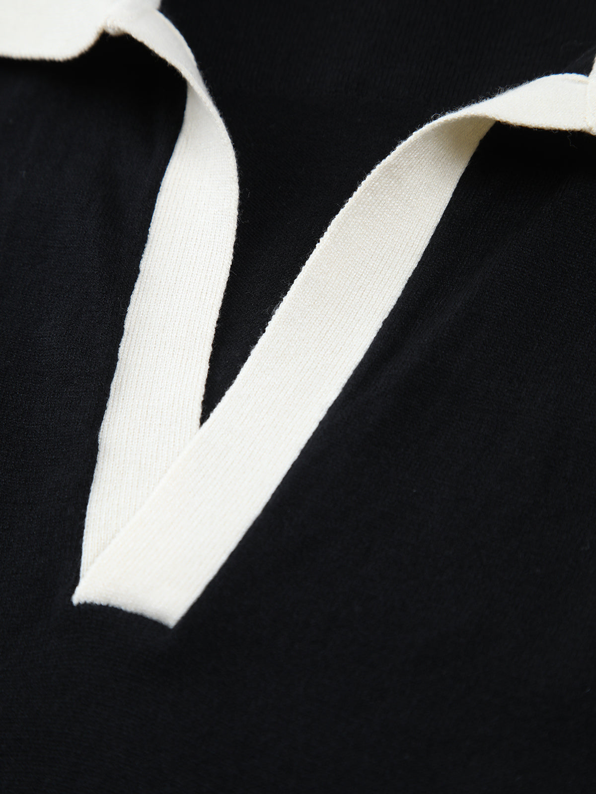 Contrast Trim Collar V-neck Knit Sweater Vest-Chicvia