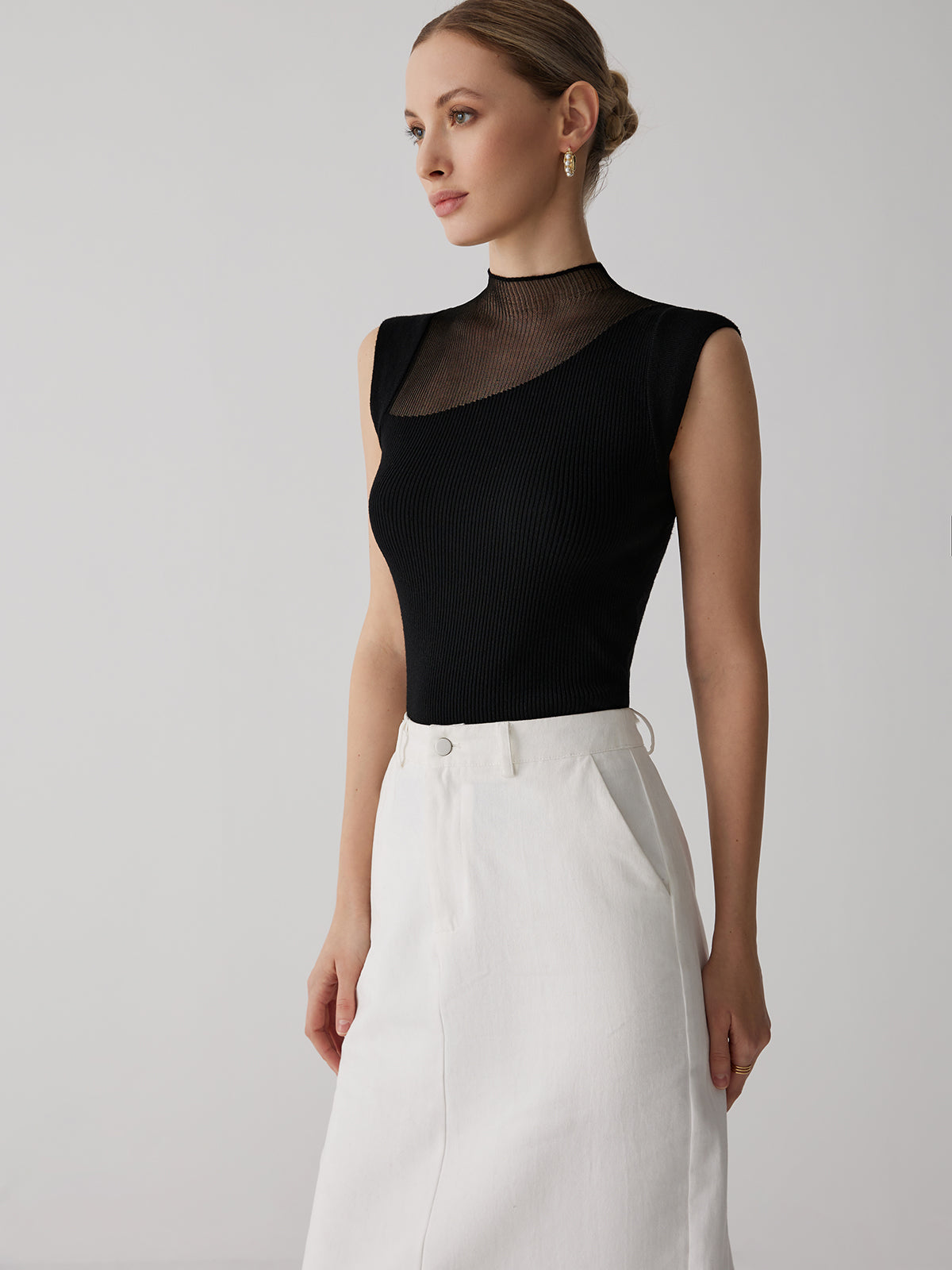 Mesh Patchwork Sleeveless Top-Chicvia