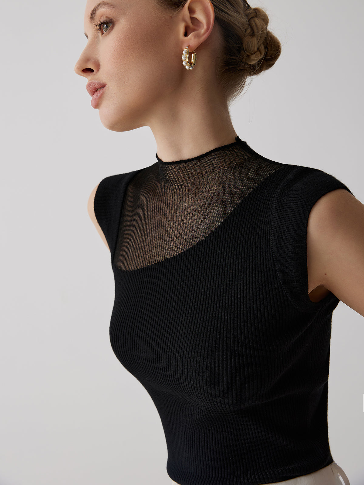 Mesh Patchwork Sleeveless Top-Chicvia