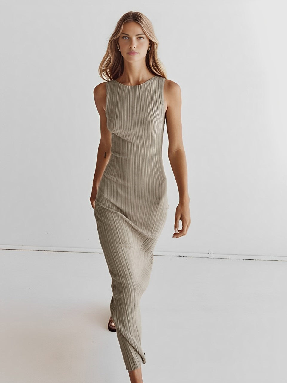 Ribbed Sleeveless Knit Long Dress-Chicvia