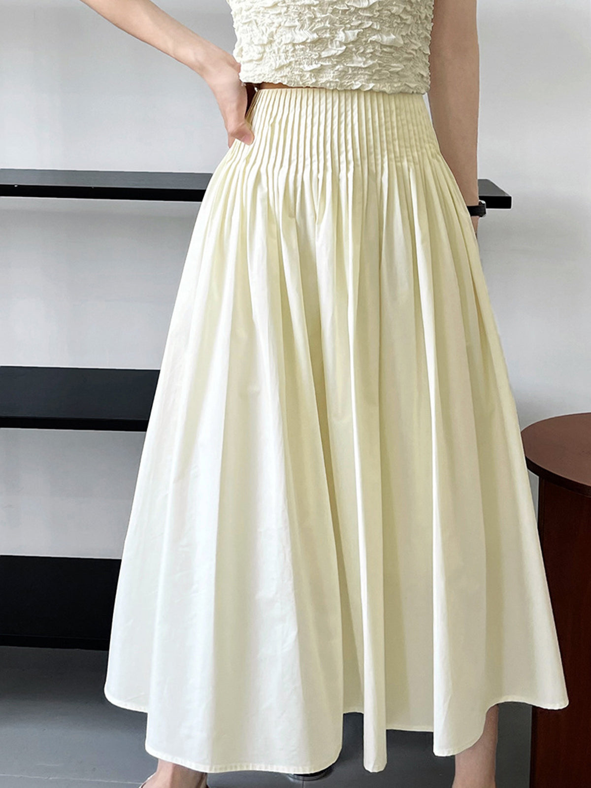 Cotton Creamy Pleated Maxi Skirt-Chicvia