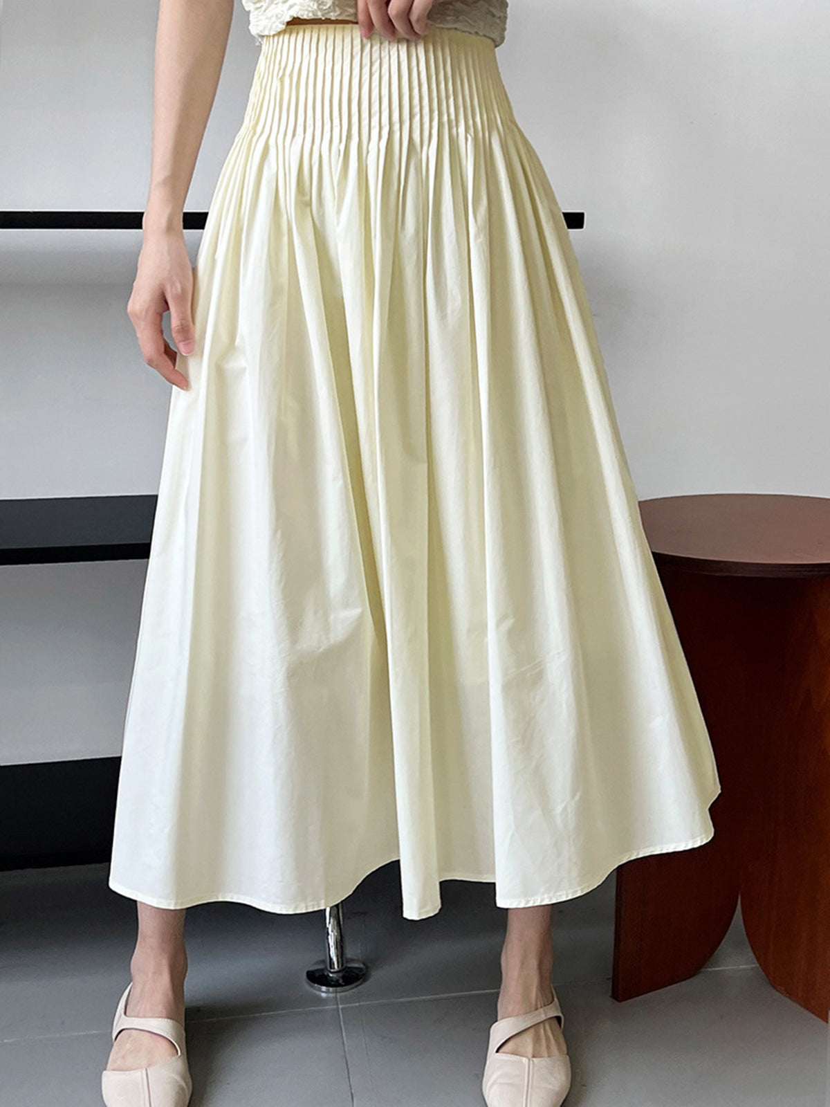 Cotton Creamy Pleated Maxi Skirt-Chicvia