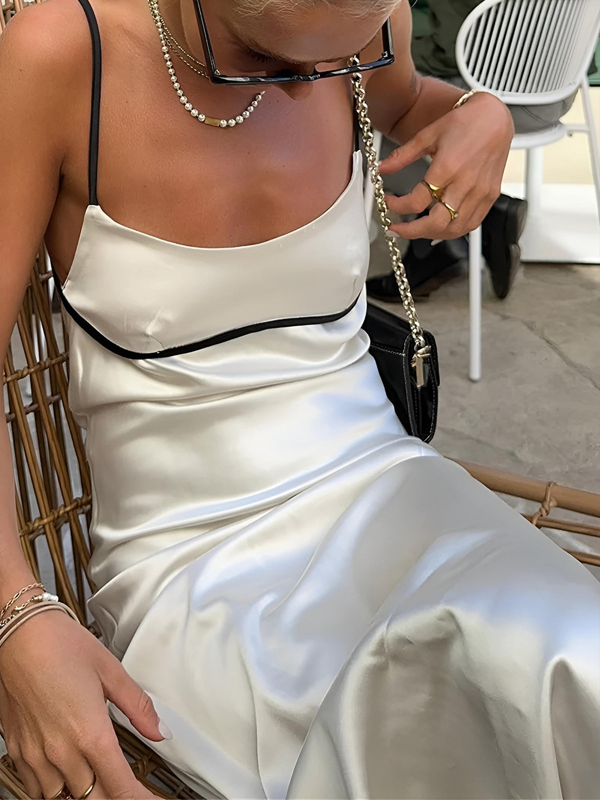 Contrast Binding Backless Long Dress-Chicvia