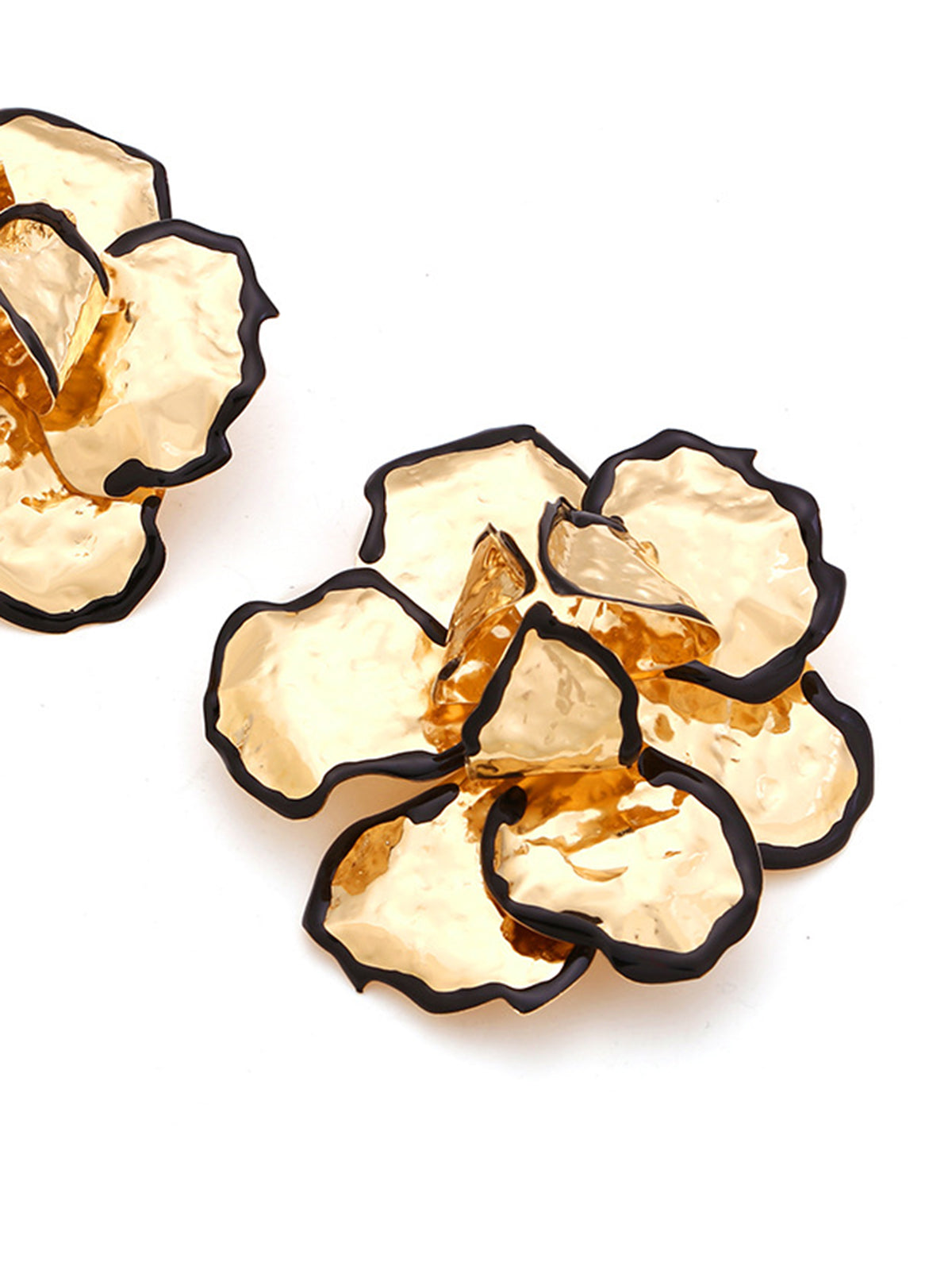 Contrast Trim Floral Earrings-Chicvia