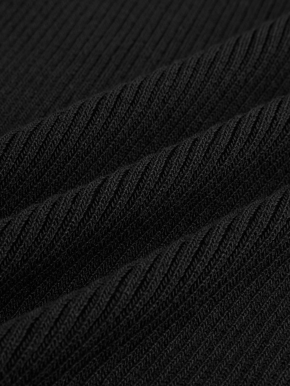 Contrast Trim Slim Sweater Vest-Chicvia