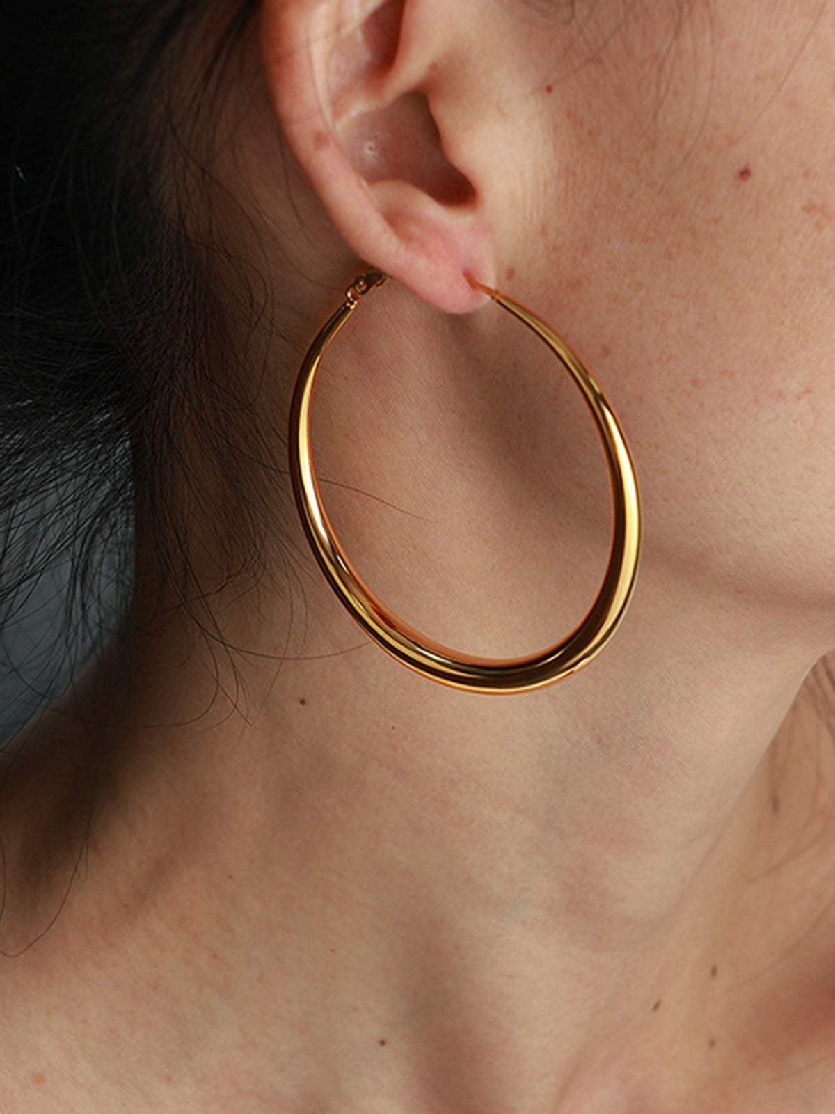Large Classic Hoop Gold Earrings-Chicvia