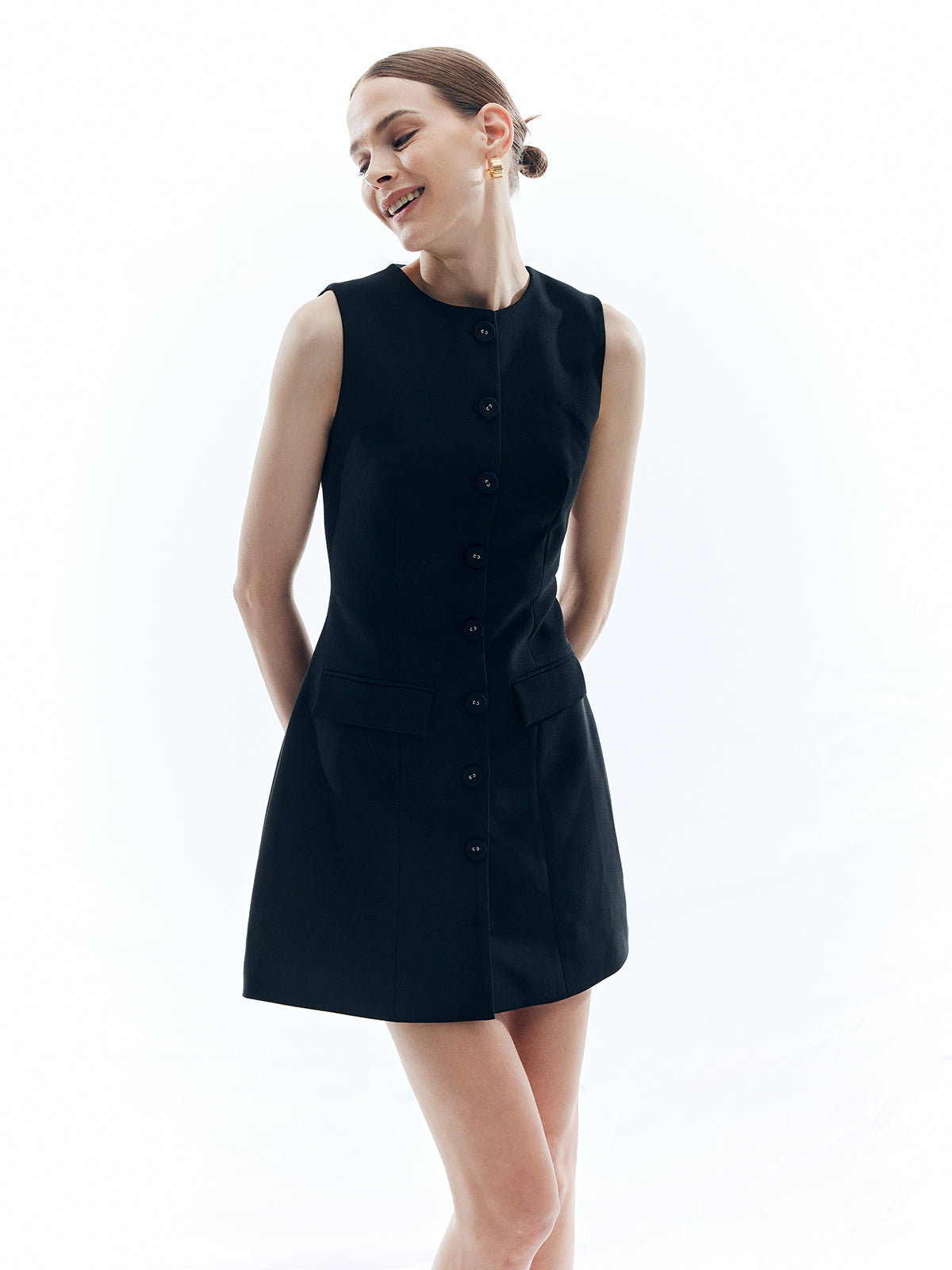 Button Solid Crew Neck Sleeveless Dress-Chicvia