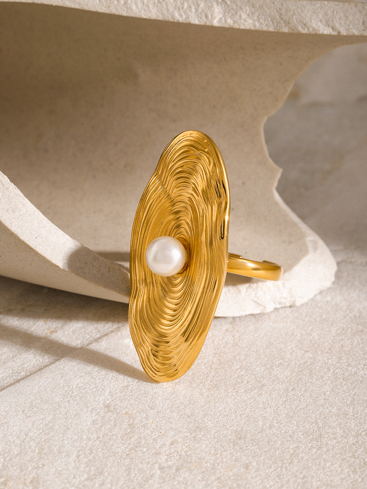 Golden Pearl Ring-Chicvia