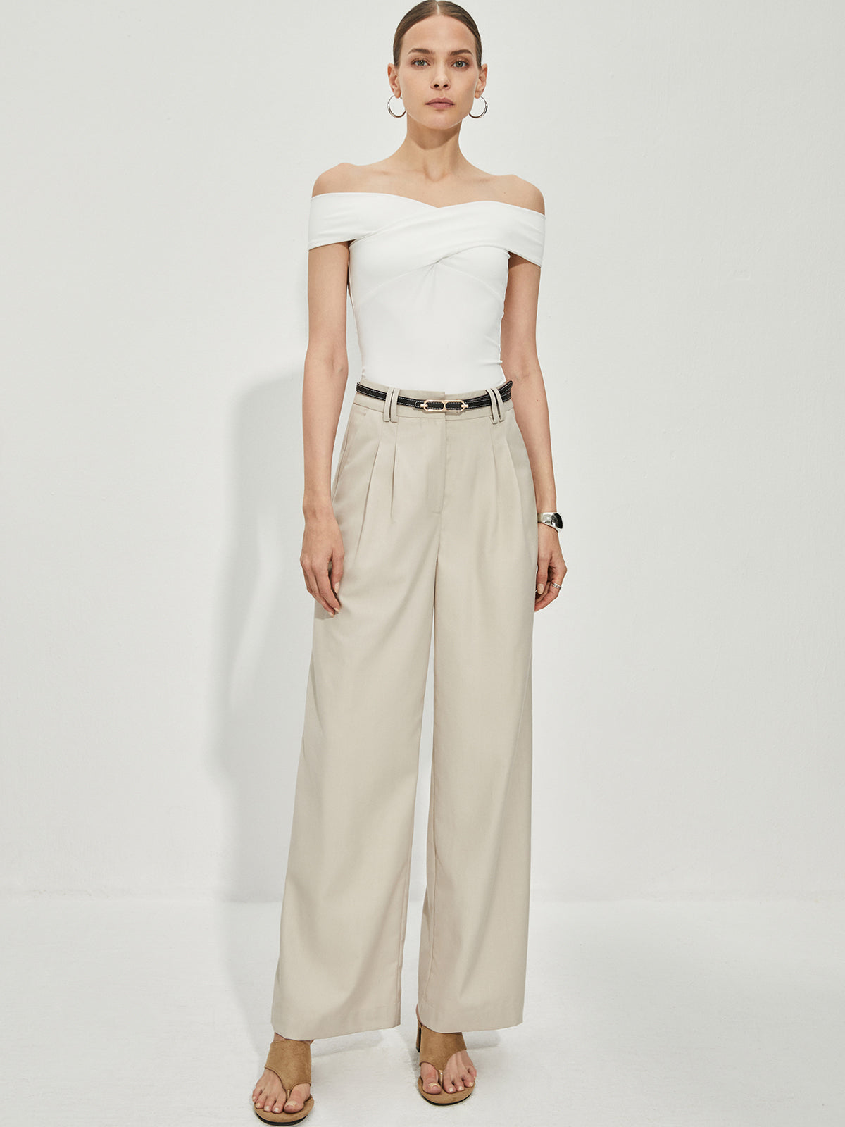 Elegant Off-Shoulder T-Shirts-Chicvia