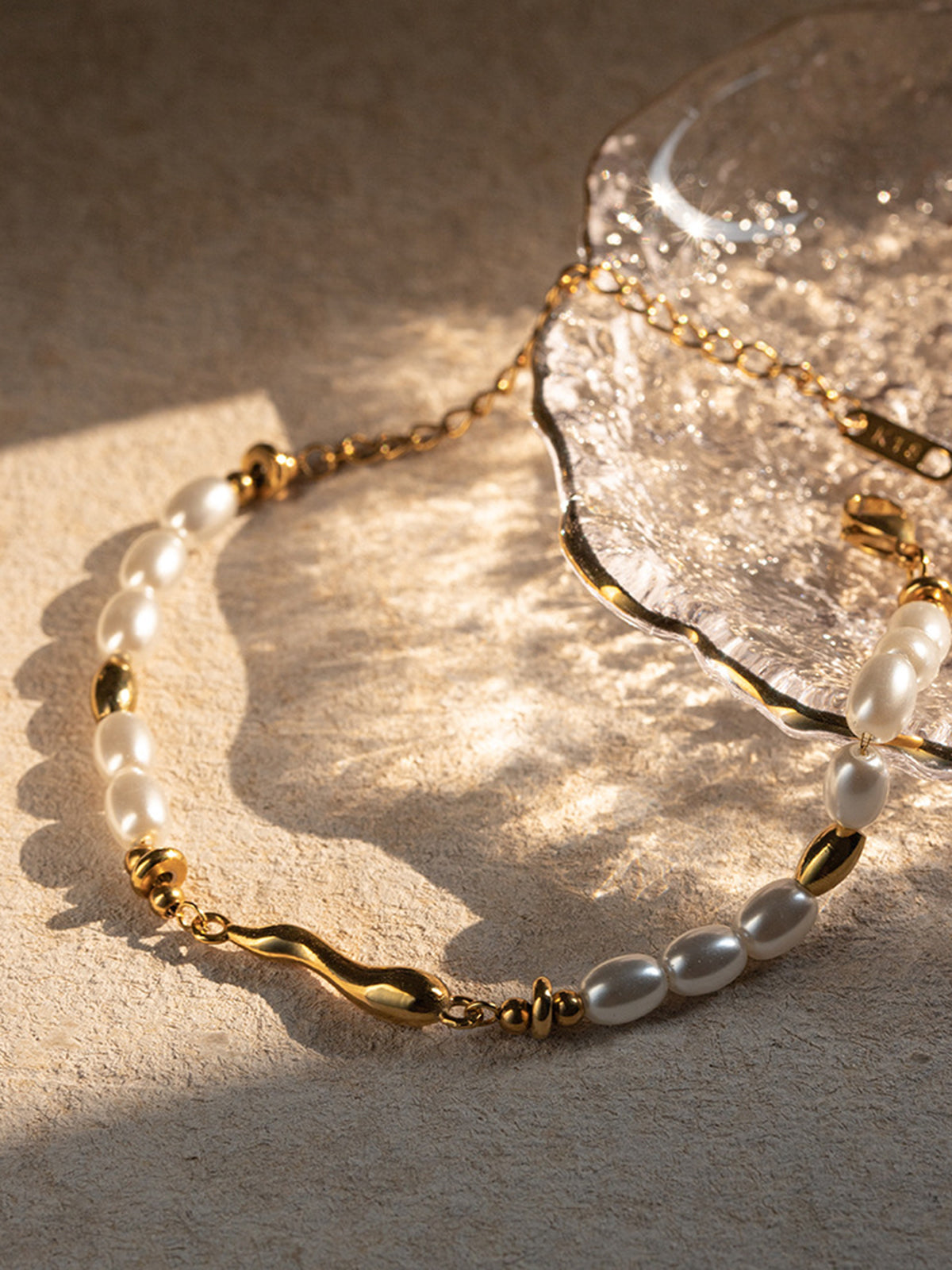 Golden Ripple Pearl Bracelet-Chicvia