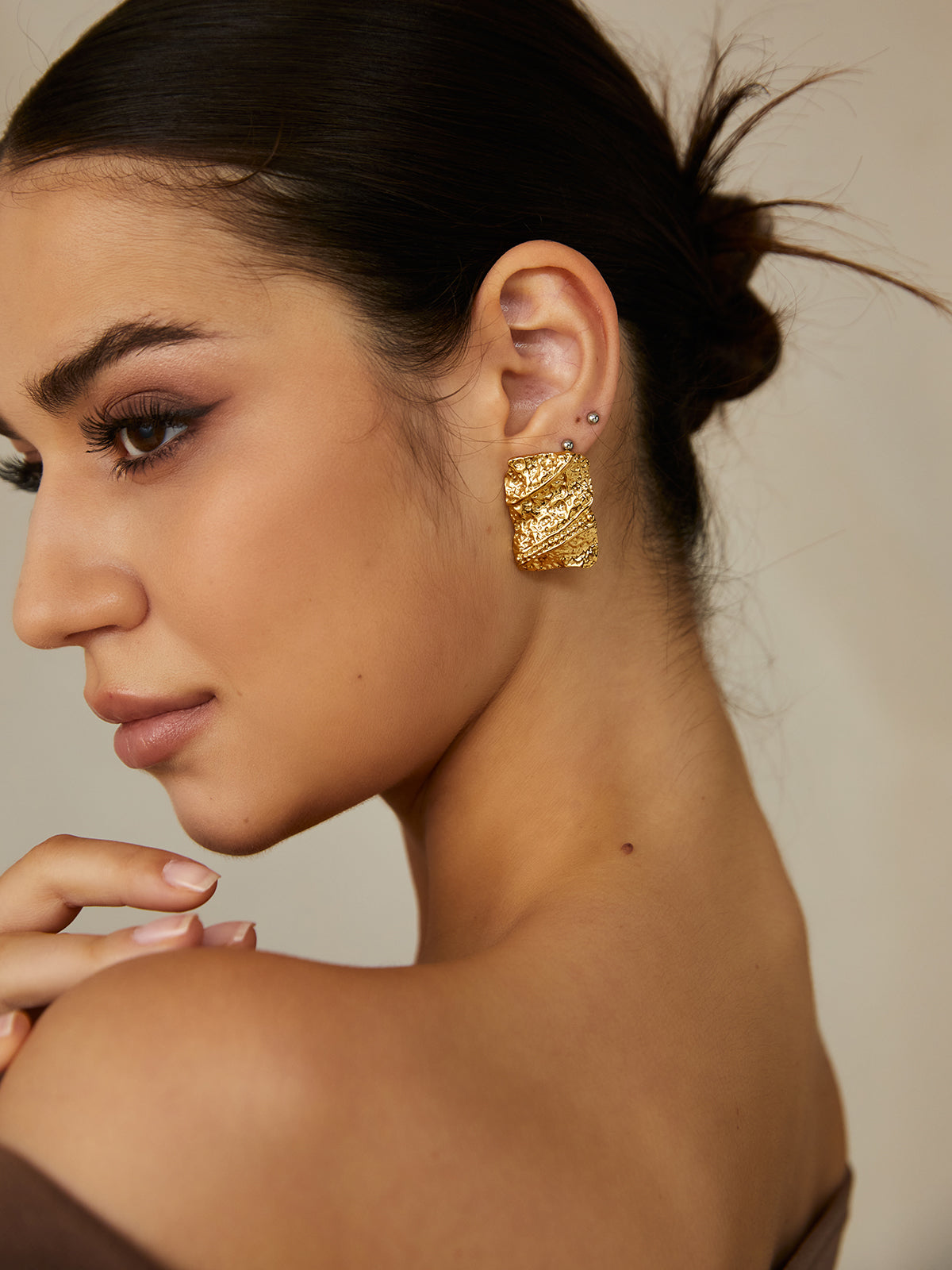 Gold Square Earrings-Chicvia