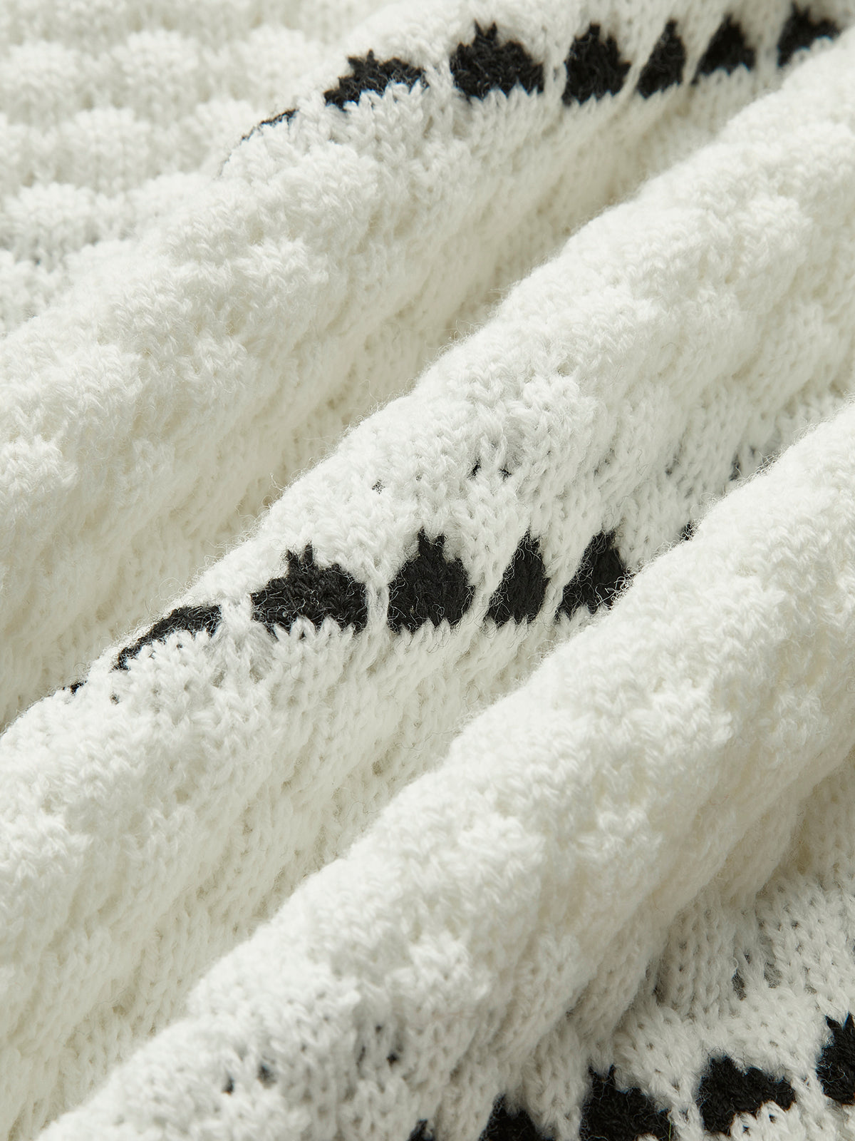 Oversized Contrast Striped Sweater-Chicvia