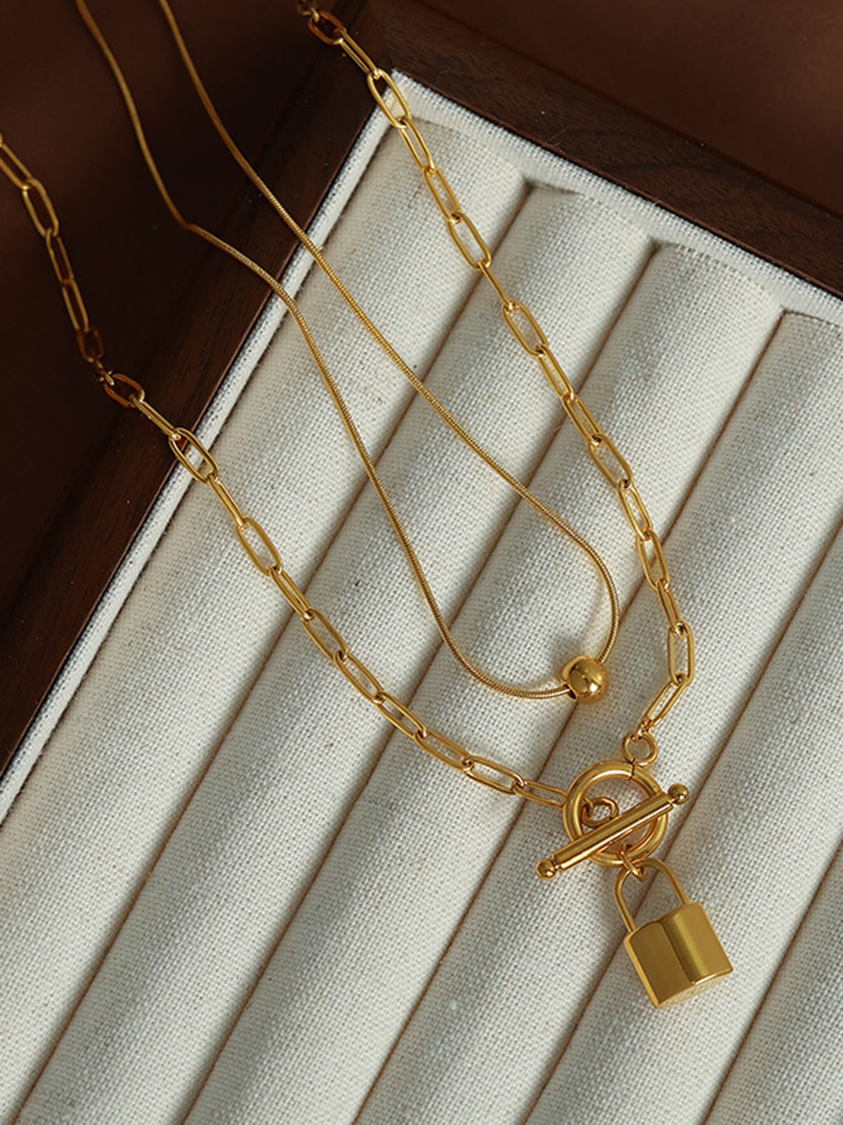 Golden Padlock Necklace-Chicvia