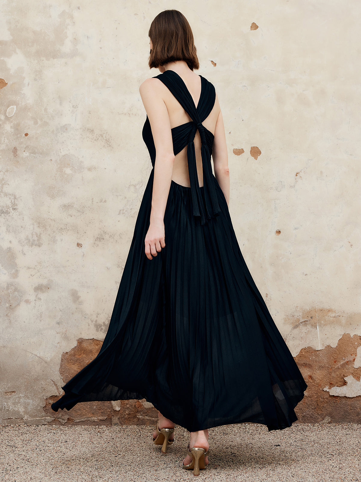 Criss Cross Pleated Long Dress-Chicvia