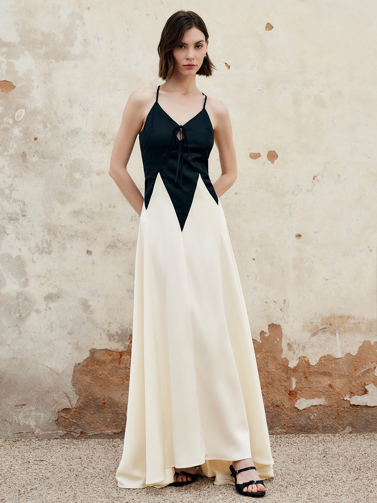 Color Block Pleated Cutout Cami Long Dress-Chicvia