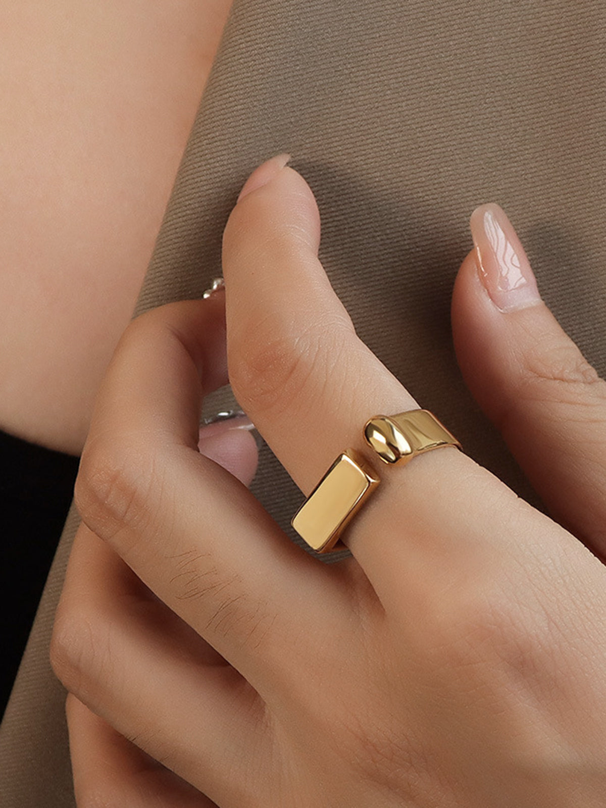 Geometric Golden Open Ring-Chicvia