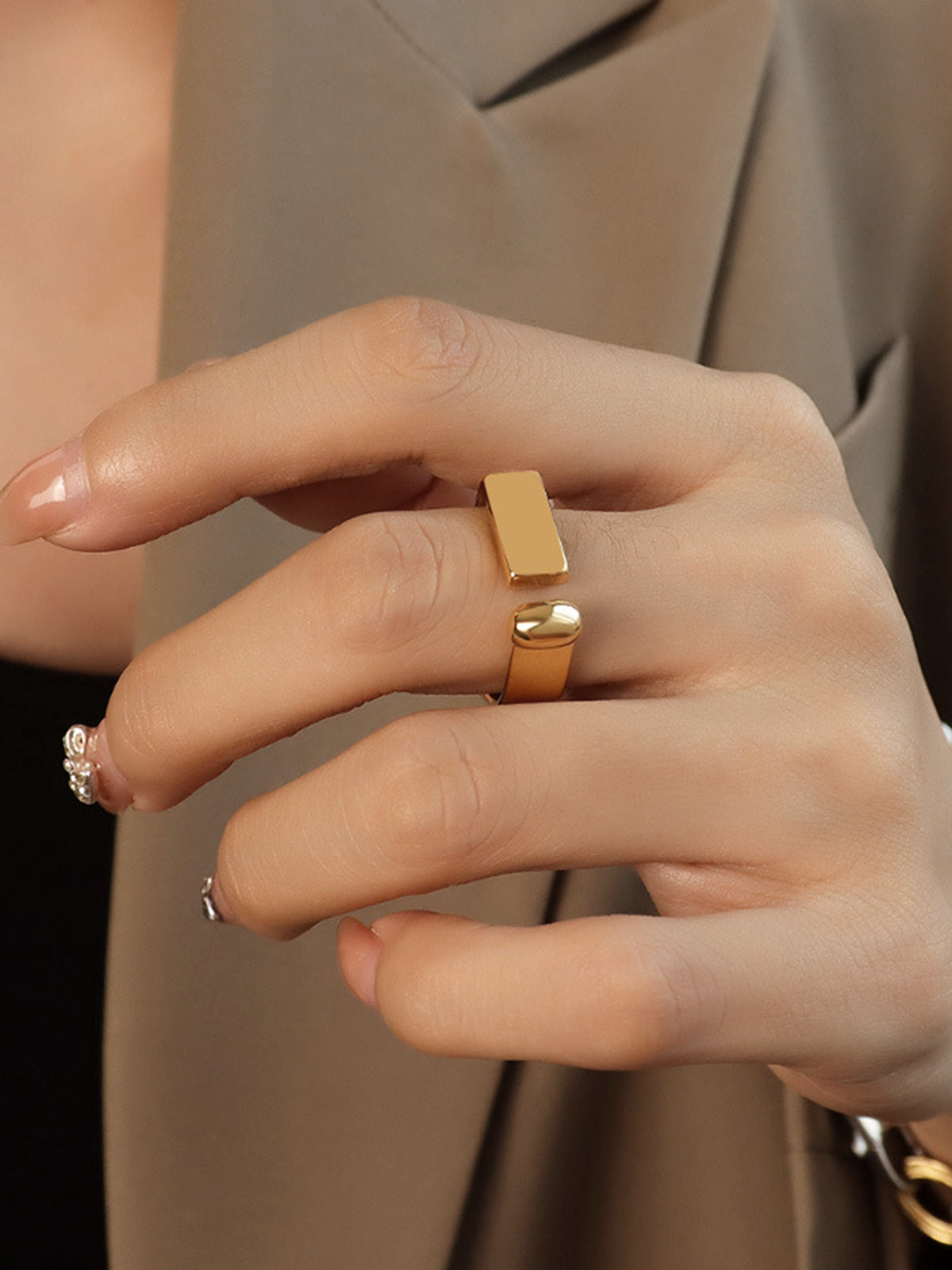 Geometric Golden Open Ring-Chicvia