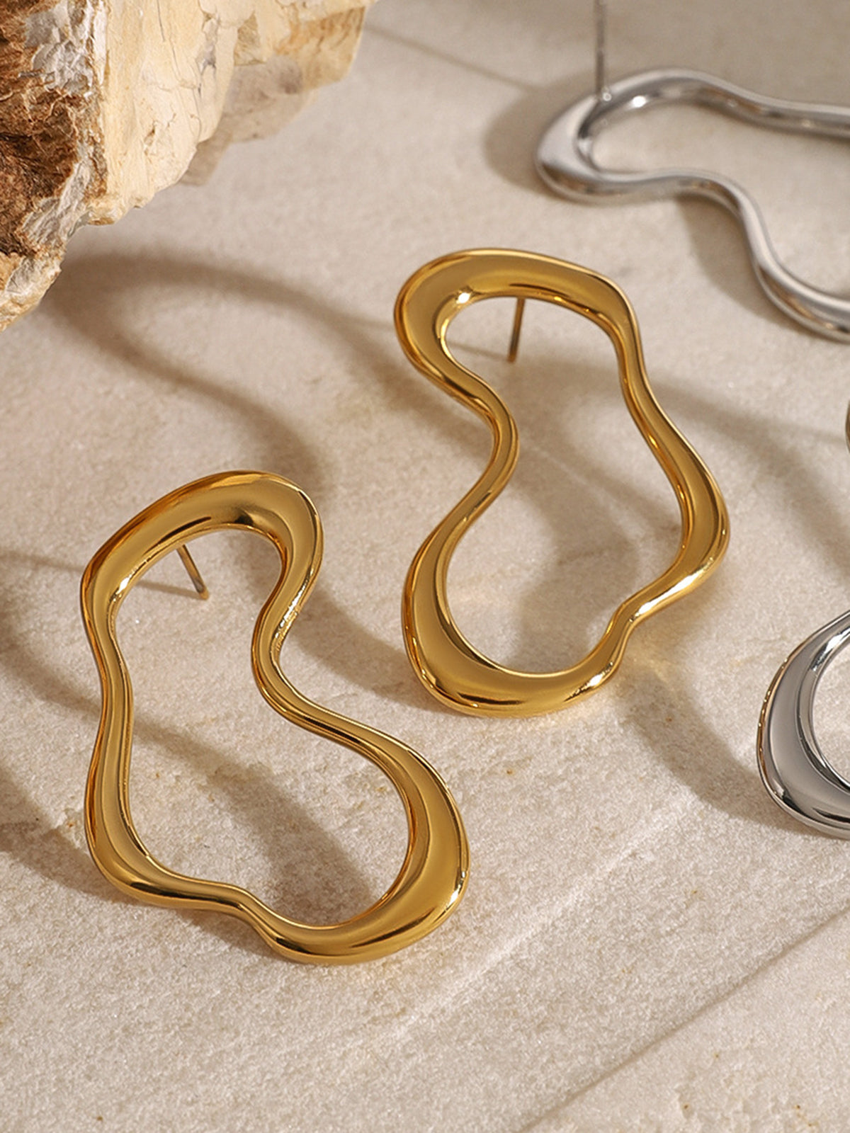 Irregular Metal Stud Earrings-Chicvia