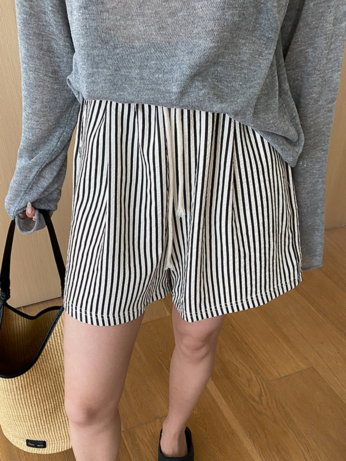 Pinstripe Drawstring Versatile Shorts-Chicvia
