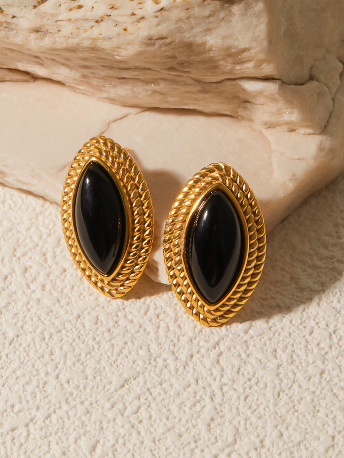 Golden Disc Black Onyx Earrings-Chicvia