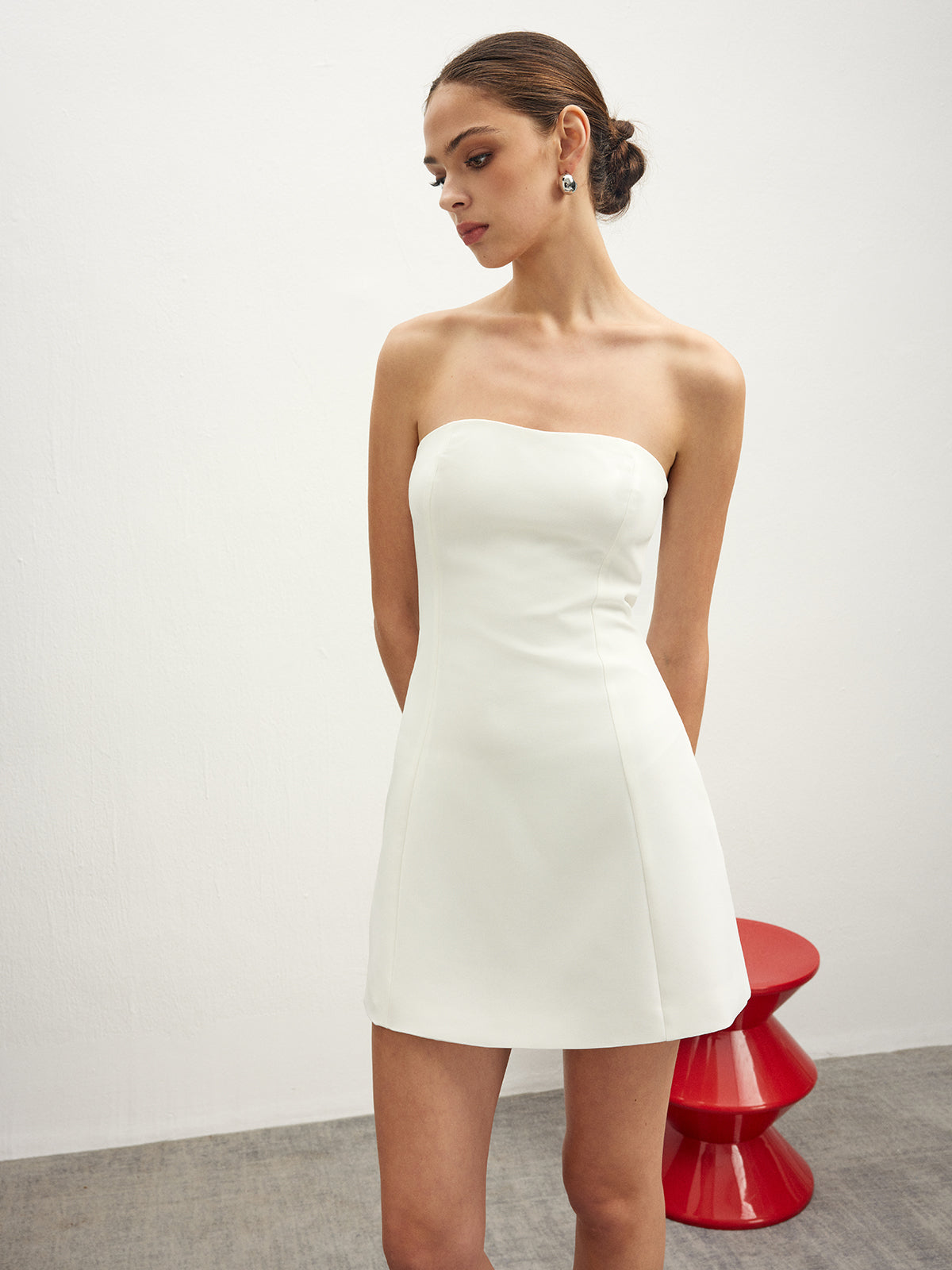 Knotted Open Back Piping Tube Dress-Chicvia