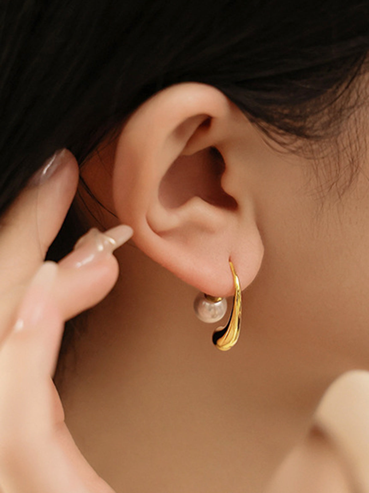 Lantern Shape Pearl Earrings-Chicvia